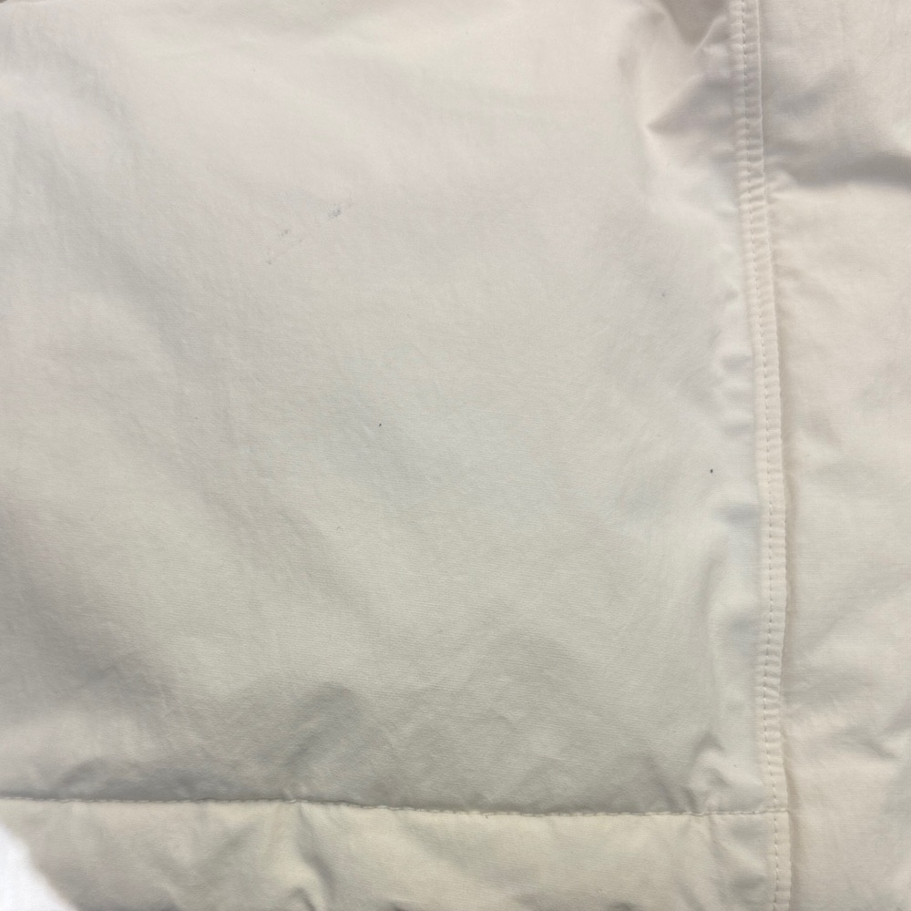 The North Face Arctic Parka Gardenia White / Silver Grey Leopard Print Interior - Picture 13 of 16